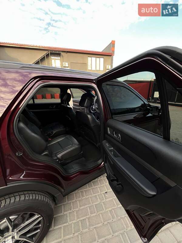Позашляховик / Кросовер Ford Explorer 2018 в Одесі