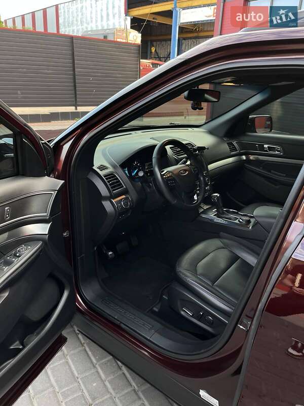 Позашляховик / Кросовер Ford Explorer 2018 в Одесі