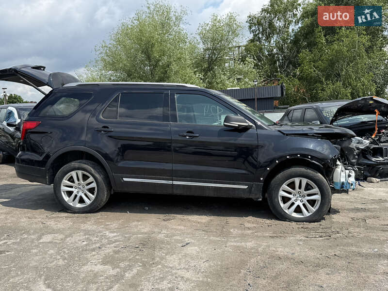 Позашляховик / Кросовер Ford Explorer 2019 в Києві