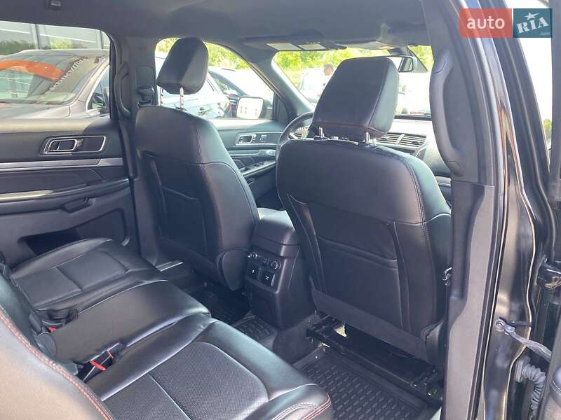 Внедорожник / Кроссовер Ford Explorer 2018 в Львове