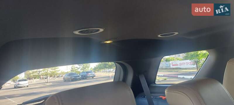 Позашляховик / Кросовер Ford Explorer 2014 в Миколаєві