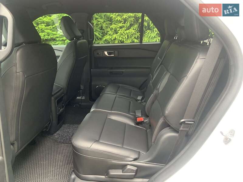 Позашляховик / Кросовер Ford Explorer 2020 в Києві фото 16 Позашляховик / Кросовер Ford Explorer 2020 в Києві