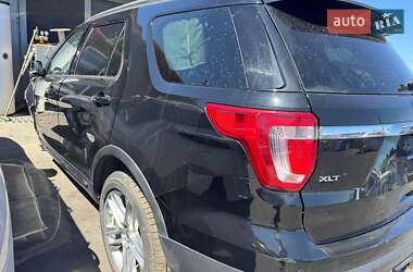 Внедорожник / Кроссовер Ford Explorer 2015 в Львове фото 5 Внедорожник / Кроссовер Ford Explorer 2015 в Львове
