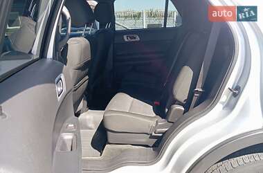 Внедорожник / Кроссовер Ford Explorer 2013 в 