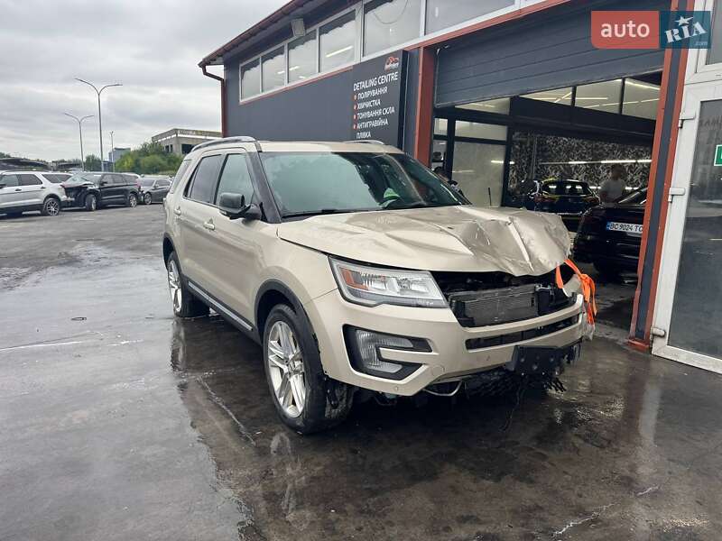 Внедорожник / Кроссовер Ford Explorer 2017 в Львове