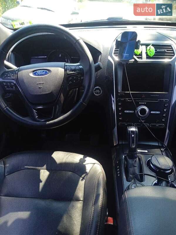 Внедорожник / Кроссовер Ford Explorer 2018 в Киеве фото 9 Внедорожник / Кроссовер Ford Explorer 2018 в Киеве