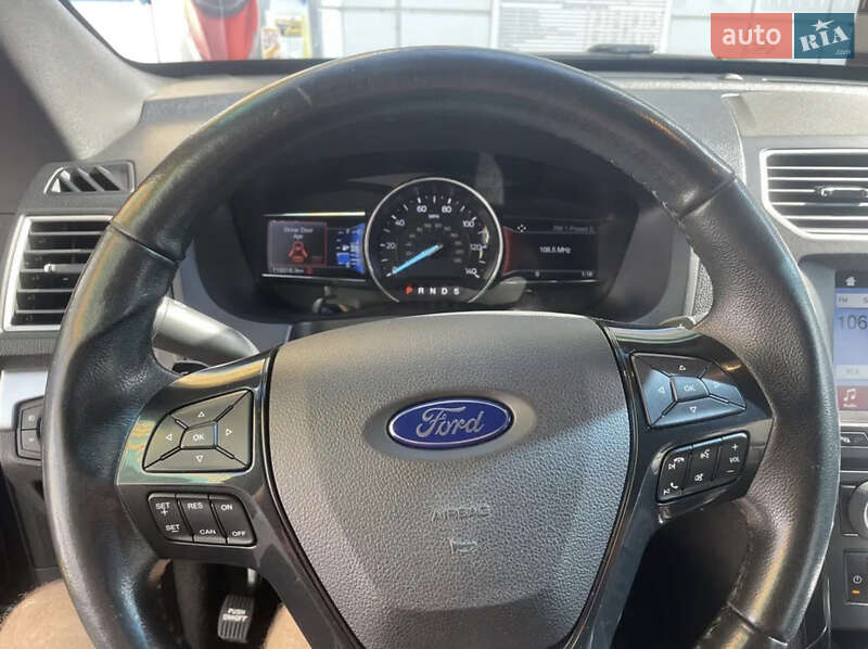 Внедорожник / Кроссовер Ford Explorer 2017 в Львове