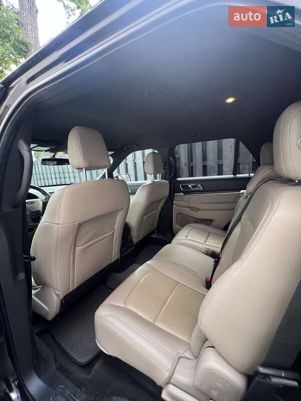 Внедорожник / Кроссовер Ford Explorer 2018 в Киеве
