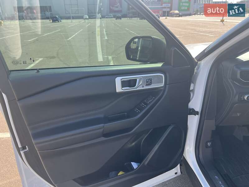 Позашляховик / Кросовер Ford Explorer 2019 в Києві