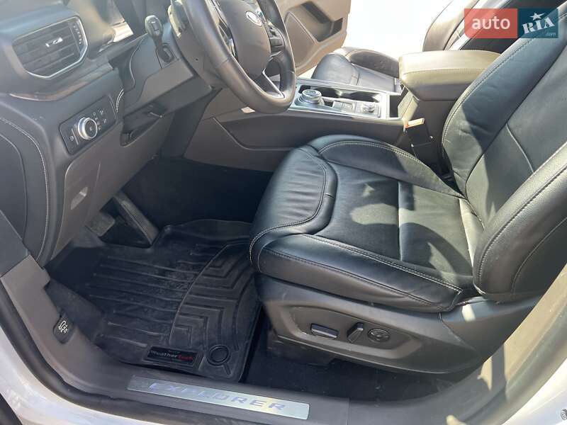 Позашляховик / Кросовер Ford Explorer 2019 в Києві