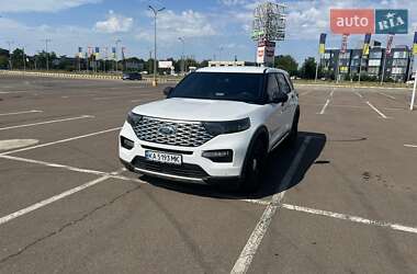 Внедорожник / Кроссовер Ford Explorer 2019 в 