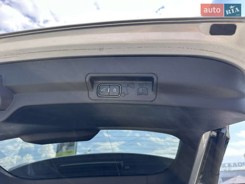 Внедорожник / Кроссовер Ford Explorer 2020 в Ивано-Франковске
