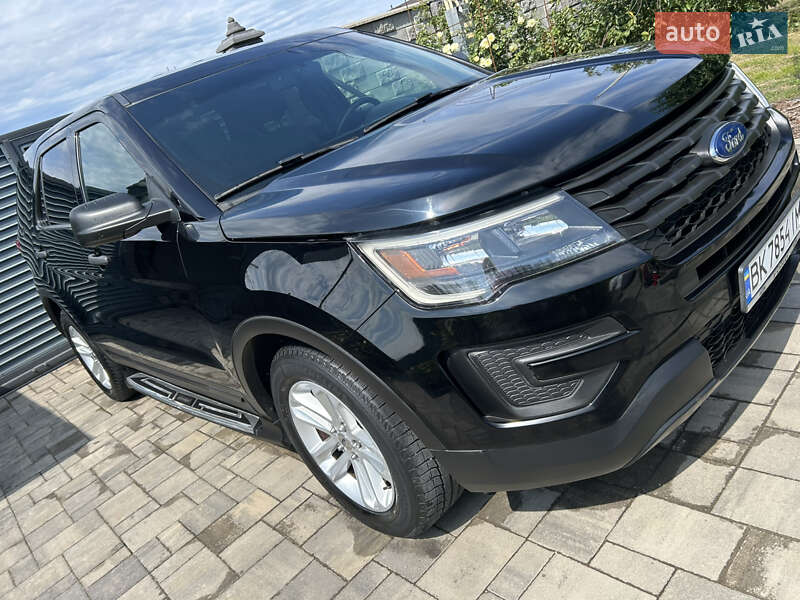 Внедорожник / Кроссовер Ford Explorer 2017 в Ровно