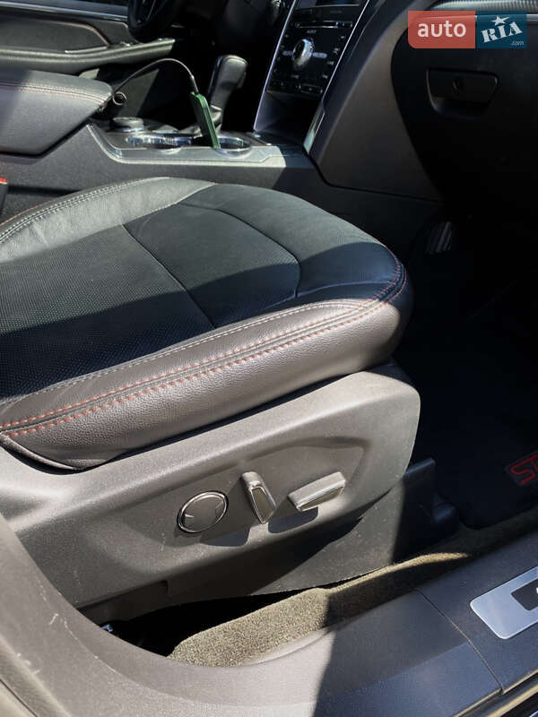 Внедорожник / Кроссовер Ford Explorer 2018 в Виннице