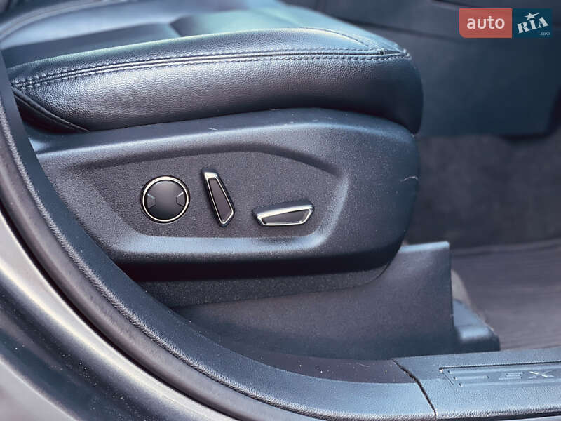 Внедорожник / Кроссовер Ford Explorer 2016 в Киеве фото 8 Внедорожник / Кроссовер Ford Explorer 2016 в Киеве