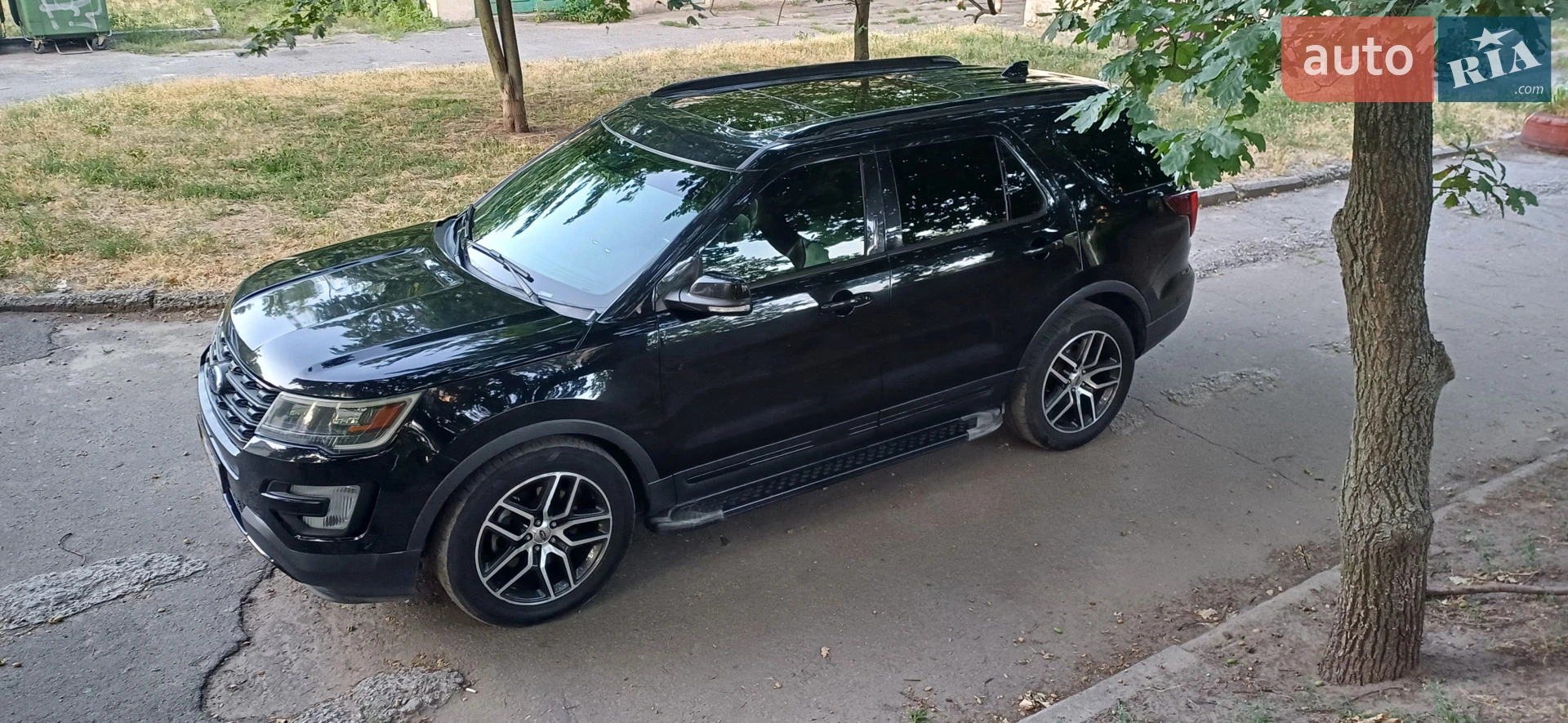 2017 Ford Explorer - фото 1