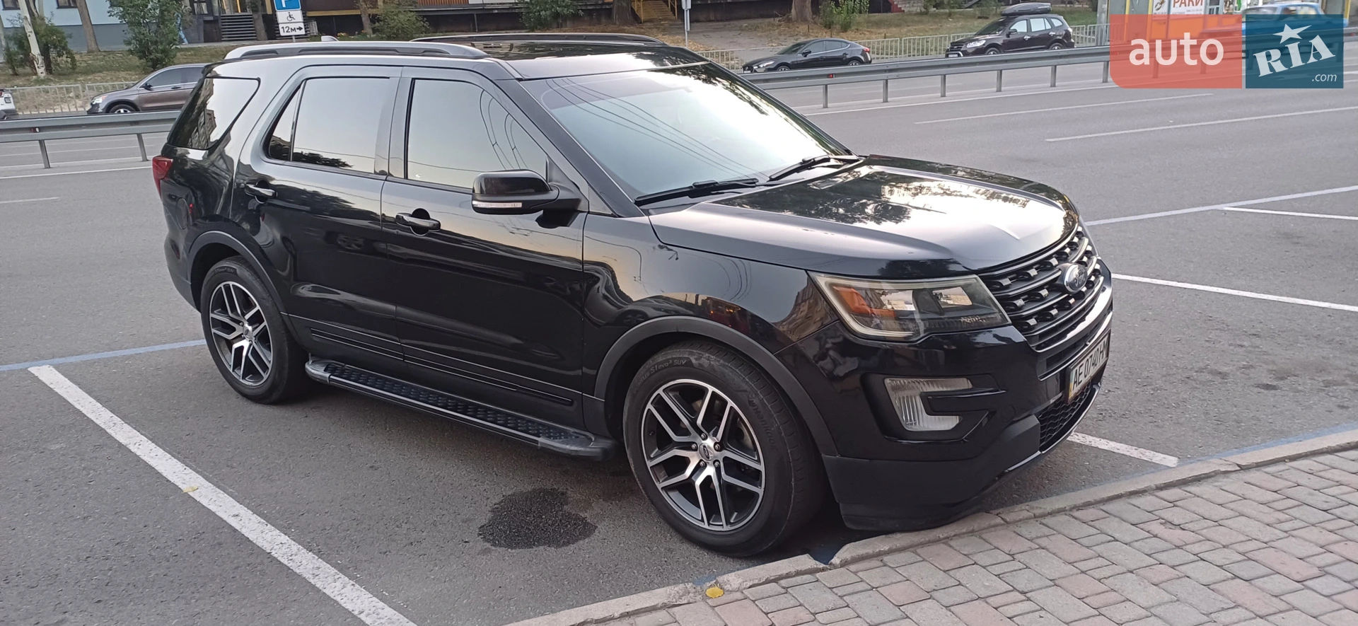 2017 Ford Explorer - мініатюра 4