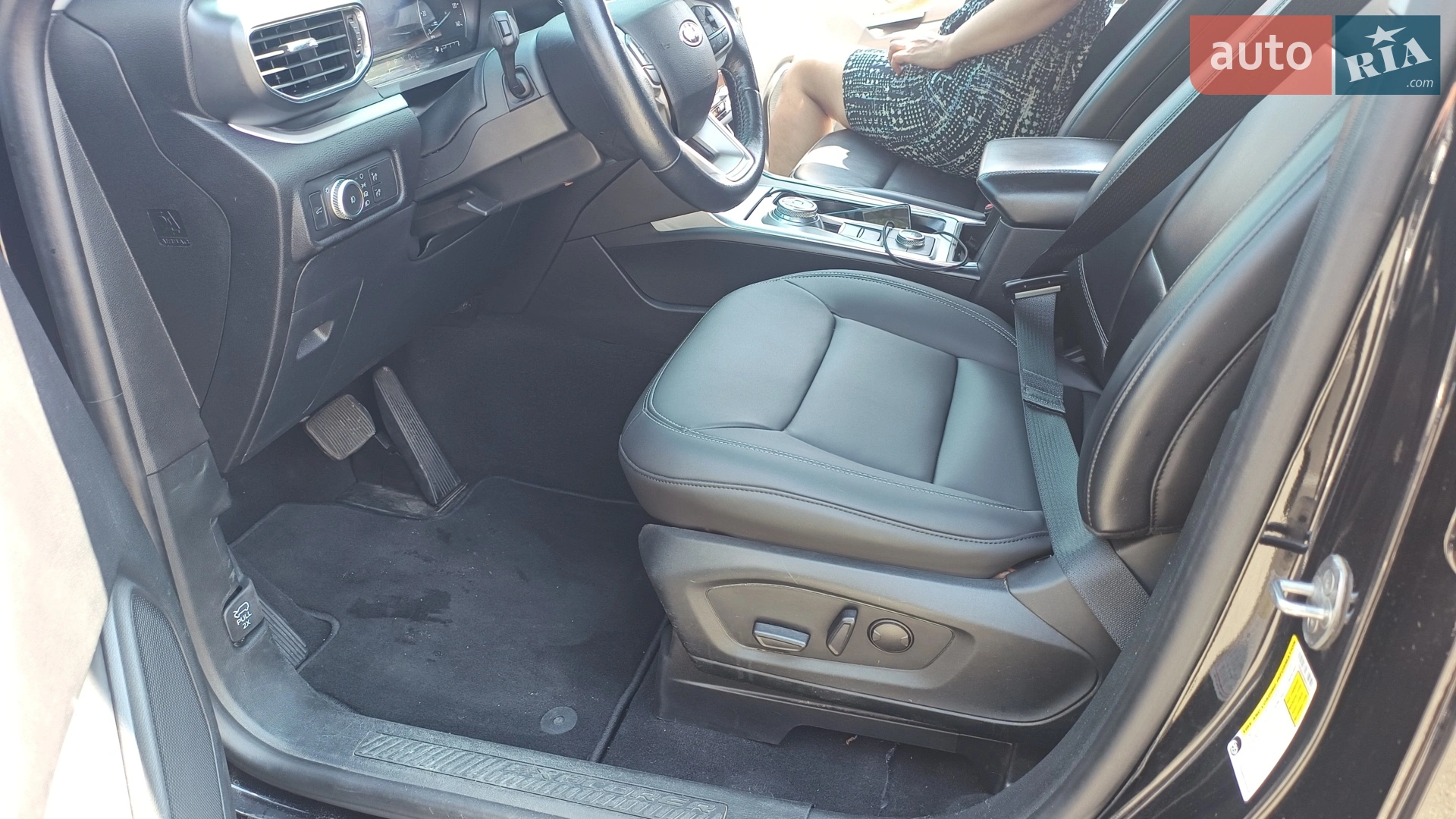 2021 Ford Explorer - мініатюра 57