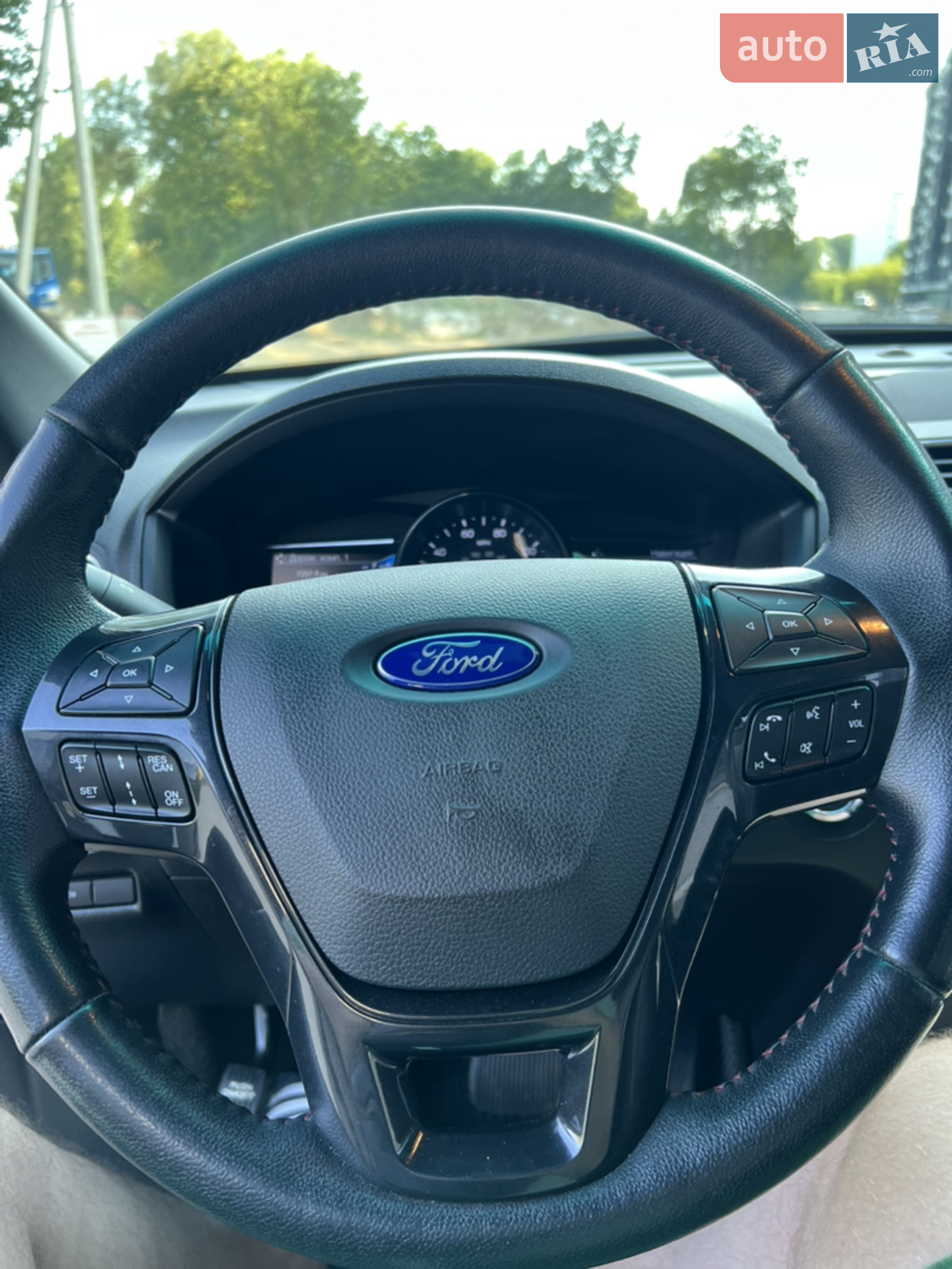 2016 Ford Explorer - мініатюра 29