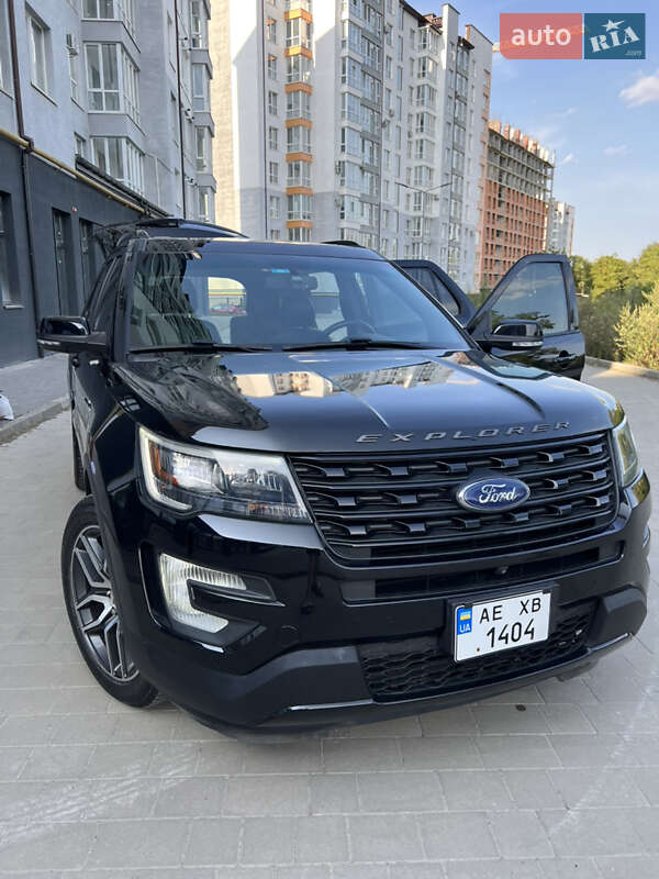 Позашляховик / Кросовер Ford Explorer 2016 в Івано-Франківську