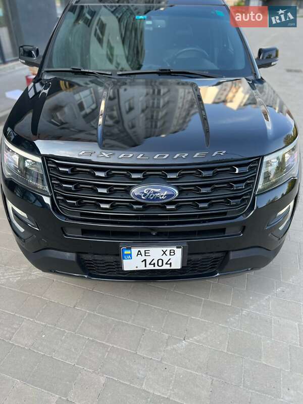 Позашляховик / Кросовер Ford Explorer 2016 в Івано-Франківську
