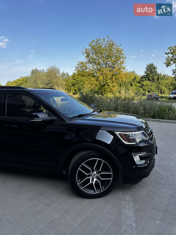 Позашляховик / Кросовер Ford Explorer 2016 в Івано-Франківську