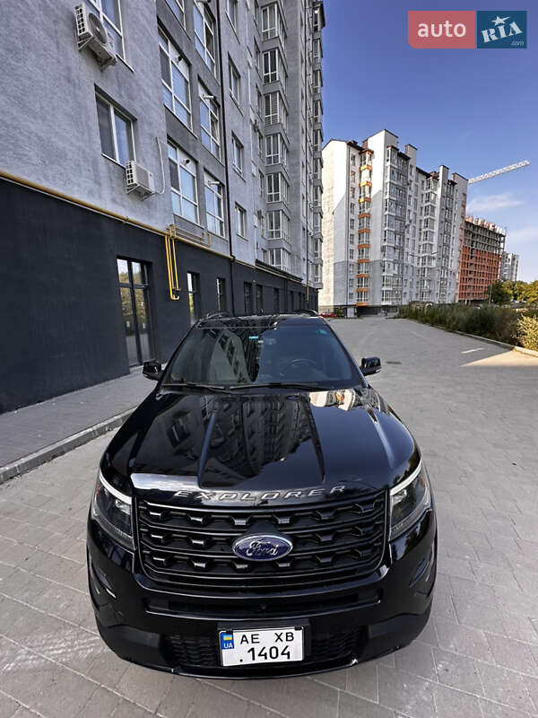 Позашляховик / Кросовер Ford Explorer 2016 в Івано-Франківську