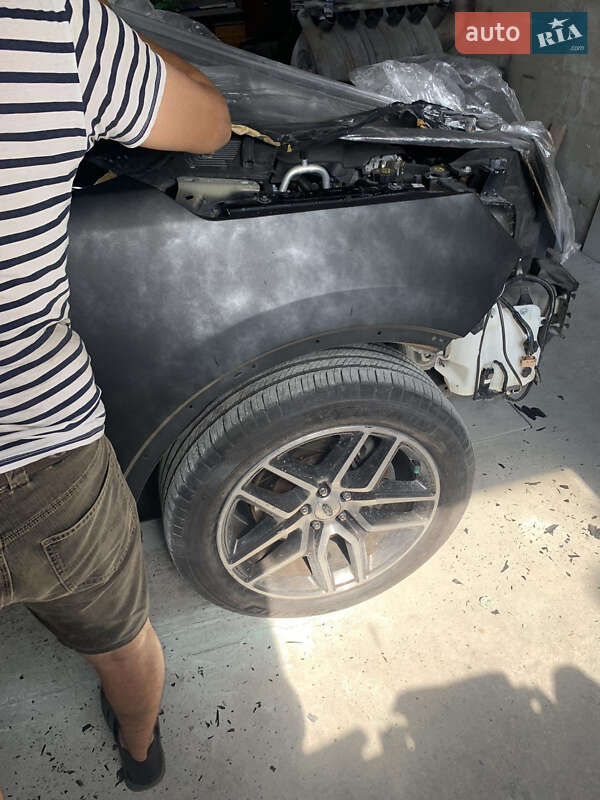 Позашляховик / Кросовер Ford Explorer 2016 в Івано-Франківську