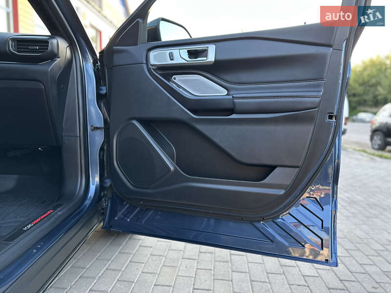 Позашляховик / Кросовер Ford Explorer 2019 в Рівному