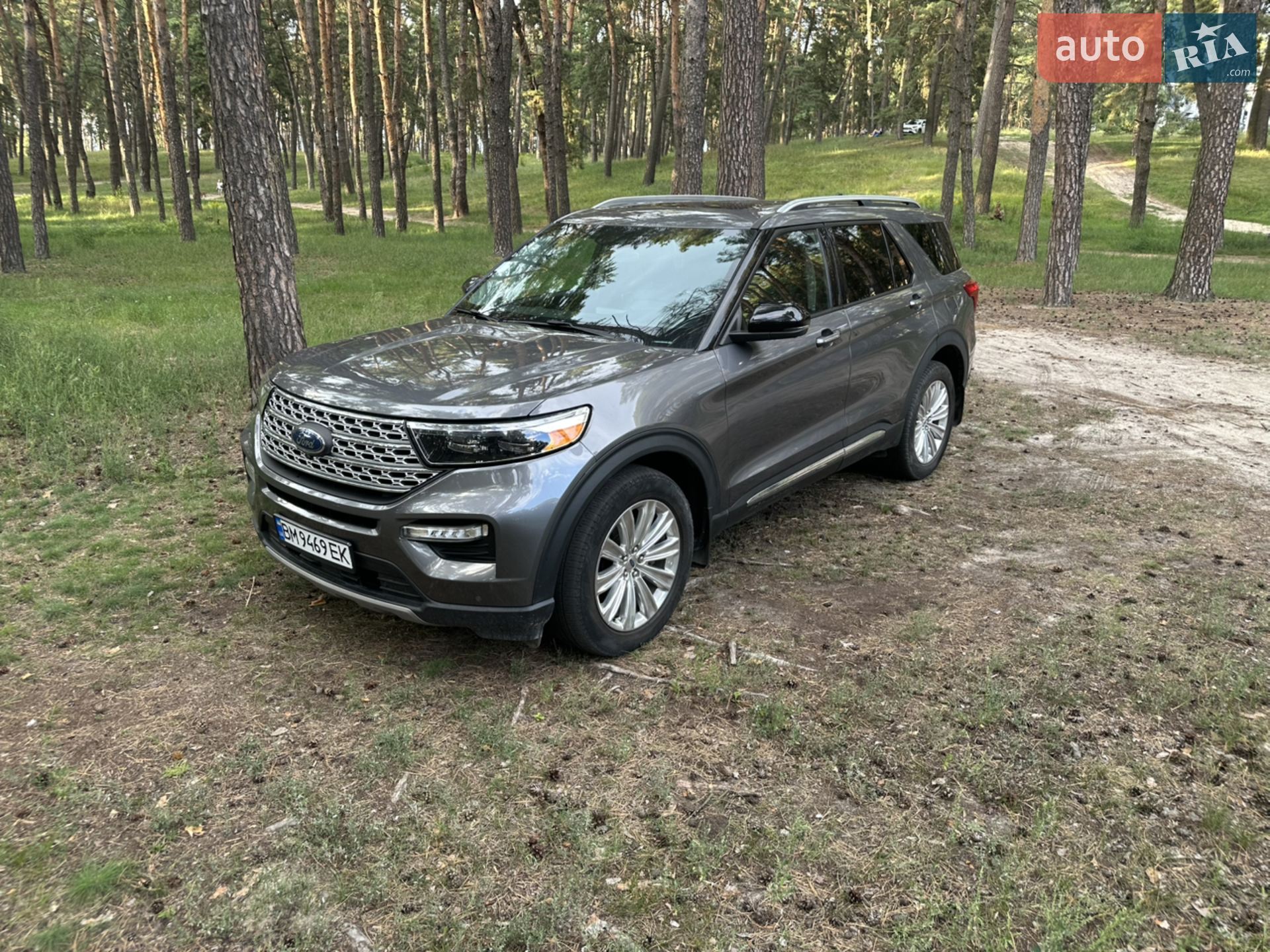 2021 Ford Explorer - мініатюра 4