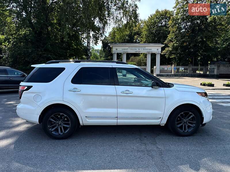Позашляховик / Кросовер Ford Explorer 2011 в Вінниці