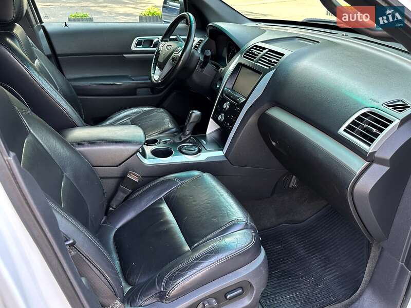 Позашляховик / Кросовер Ford Explorer 2011 в Вінниці