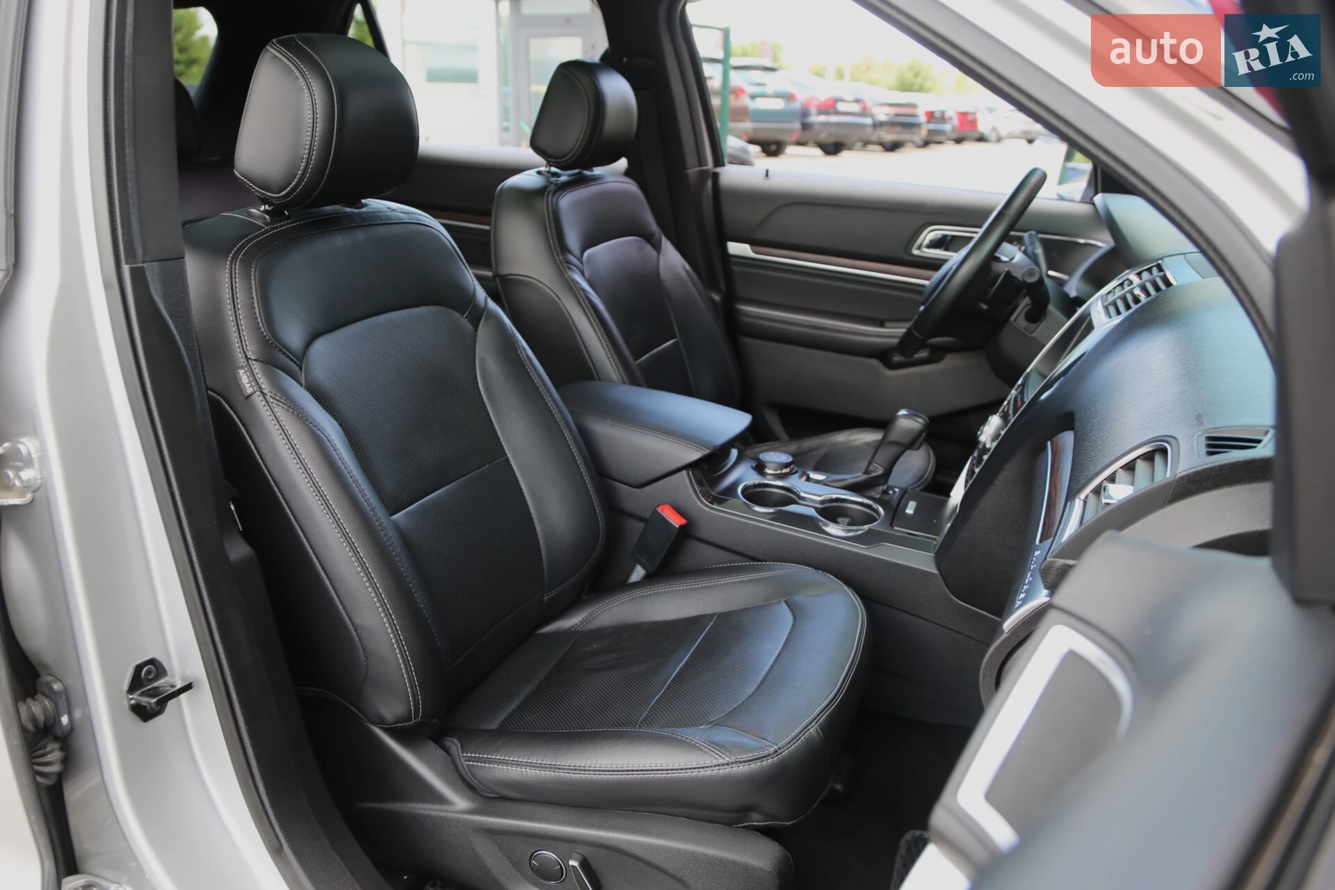 2017 Ford Explorer - мініатюра 13