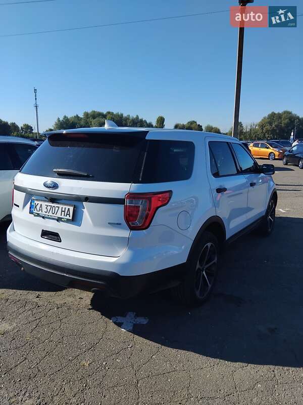 Внедорожник / Кроссовер Ford Explorer 2016 в Киеве