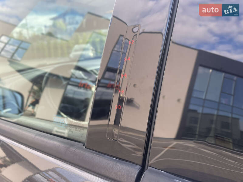 Позашляховик / Кросовер Ford Explorer 2016 в Рівному