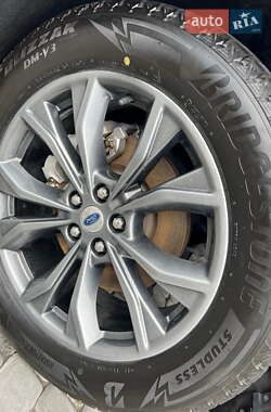 Внедорожник / Кроссовер Ford Explorer 2020 в 