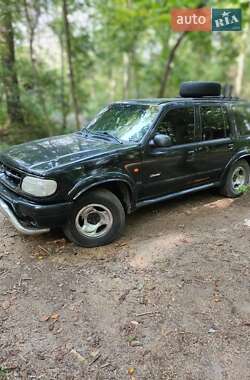 Позашляховик / Кросовер Ford Explorer 2000 в Глухові