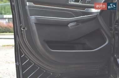 Внедорожник / Кроссовер Ford Explorer 2018 в 
