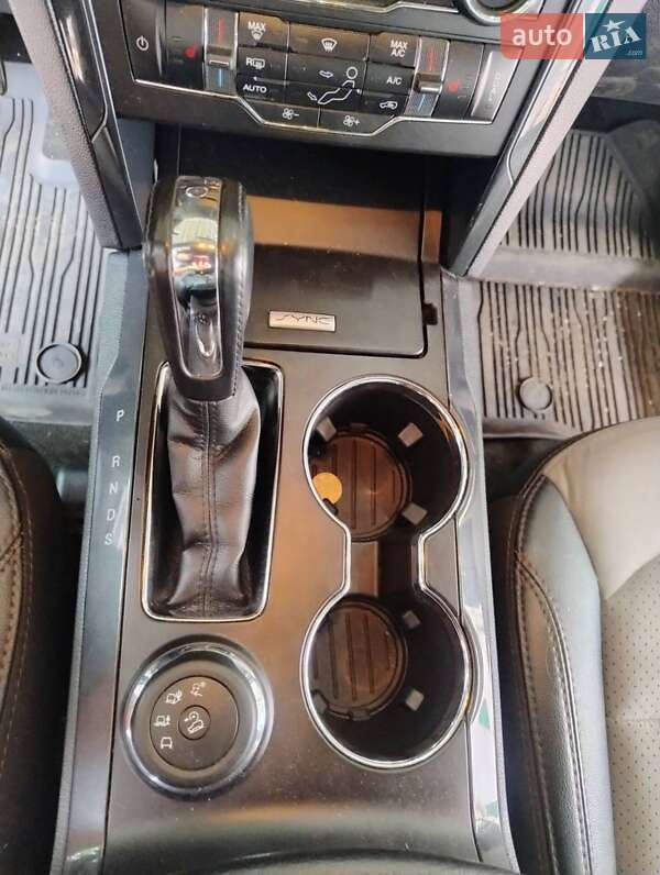 Позашляховик / Кросовер Ford Explorer 2017 в Лозовій