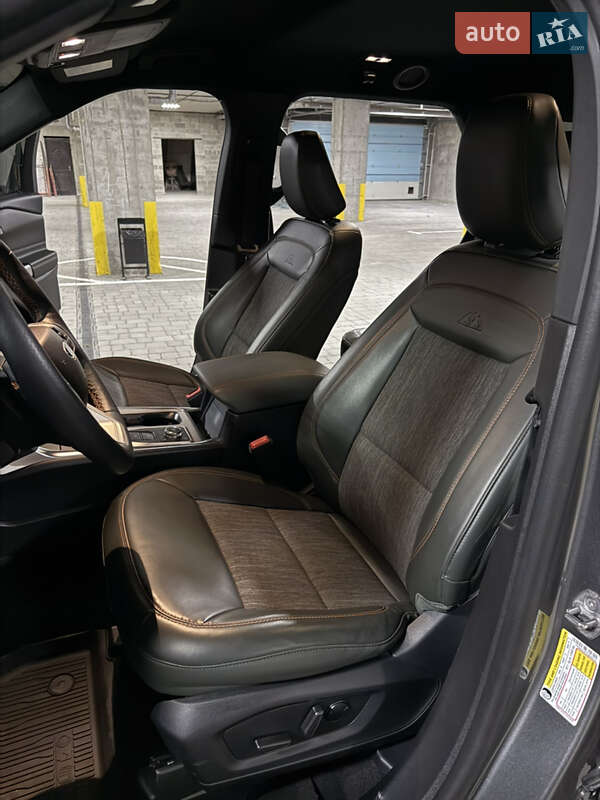 Внедорожник / Кроссовер Ford Explorer 2023 в Тернополе