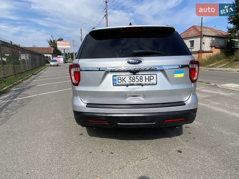 Внедорожник / Кроссовер Ford Explorer 2018 в Макарове