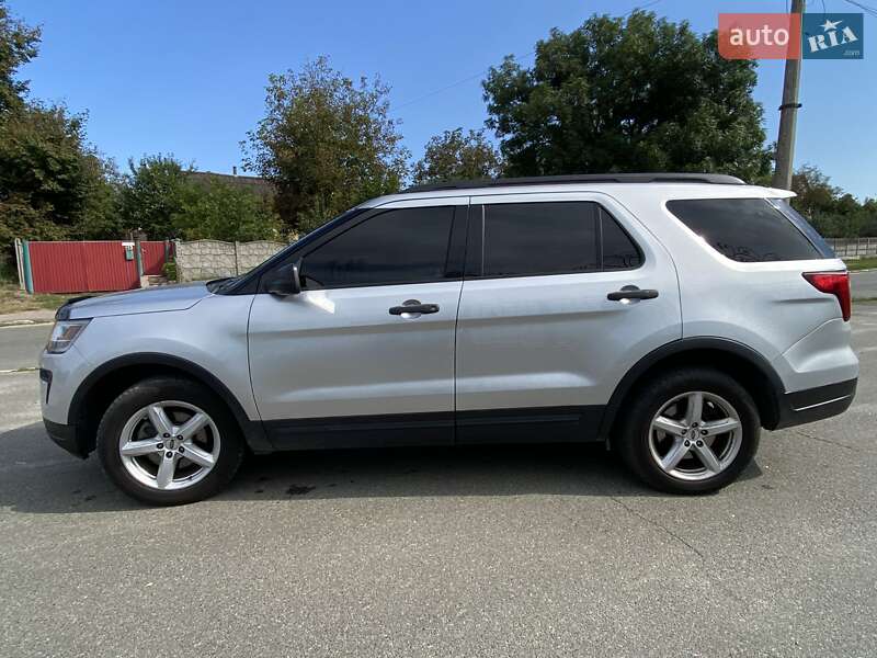 Внедорожник / Кроссовер Ford Explorer 2018 в Макарове