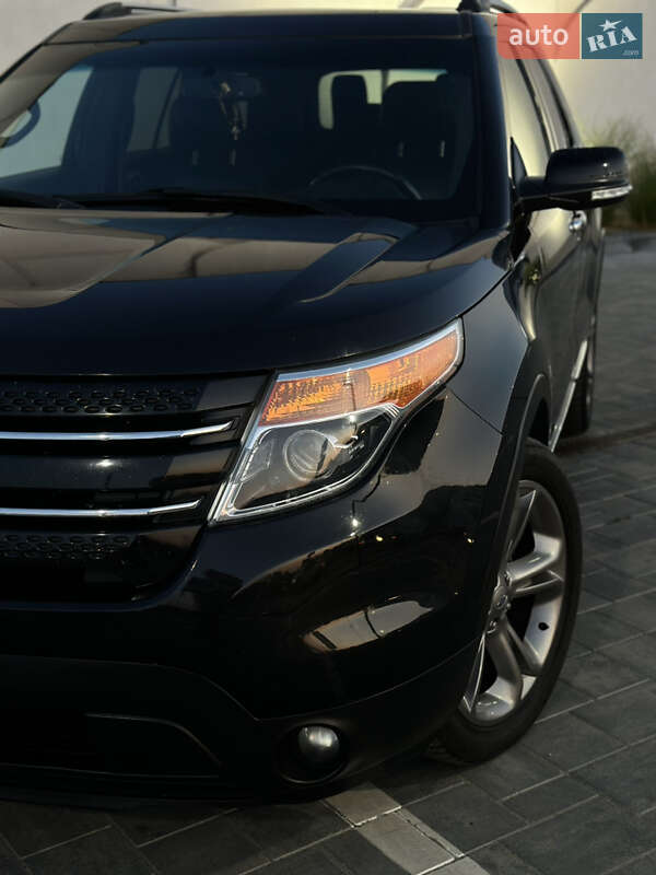 Позашляховик / Кросовер Ford Explorer 2015 в Луцьку фото 8 Позашляховик / Кросовер Ford Explorer 2015 в Луцьку