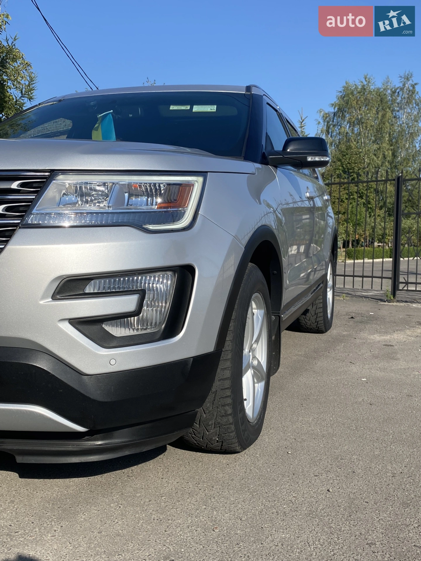 2017 Ford Explorer - мініатюра 4