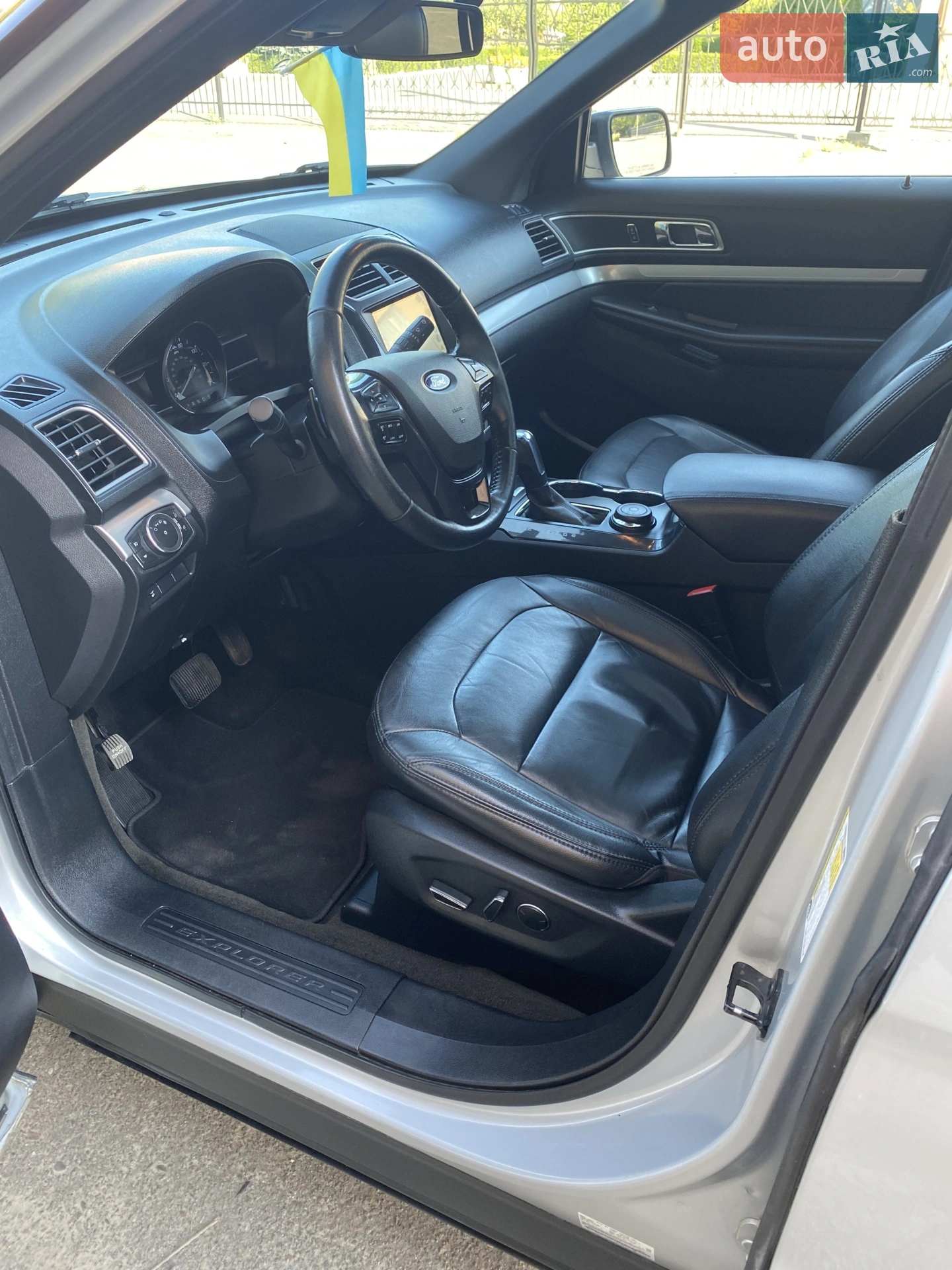2017 Ford Explorer - мініатюра 15
