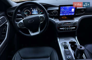 Внедорожник / Кроссовер Ford Explorer 2022 в 