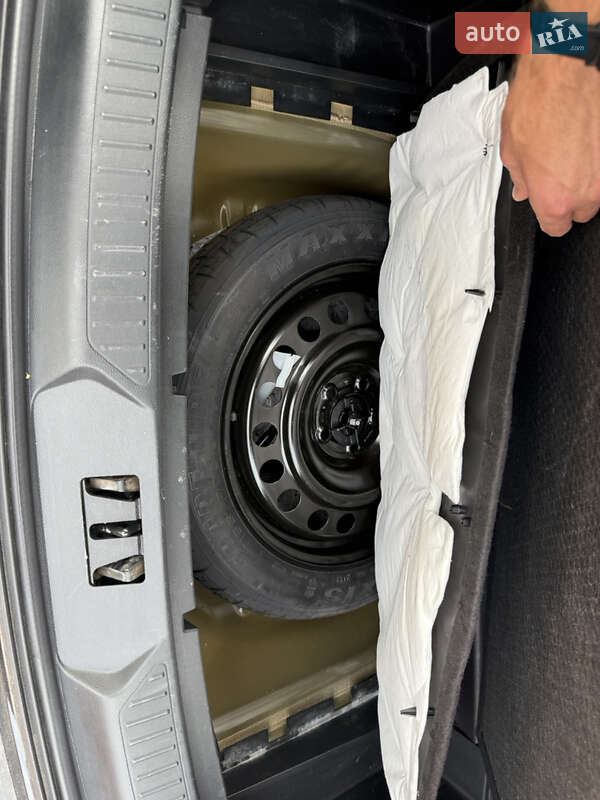 Позашляховик / Кросовер Ford Explorer 2022 в Стрию