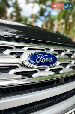 Внедорожник / Кроссовер Ford Explorer 2018 в 