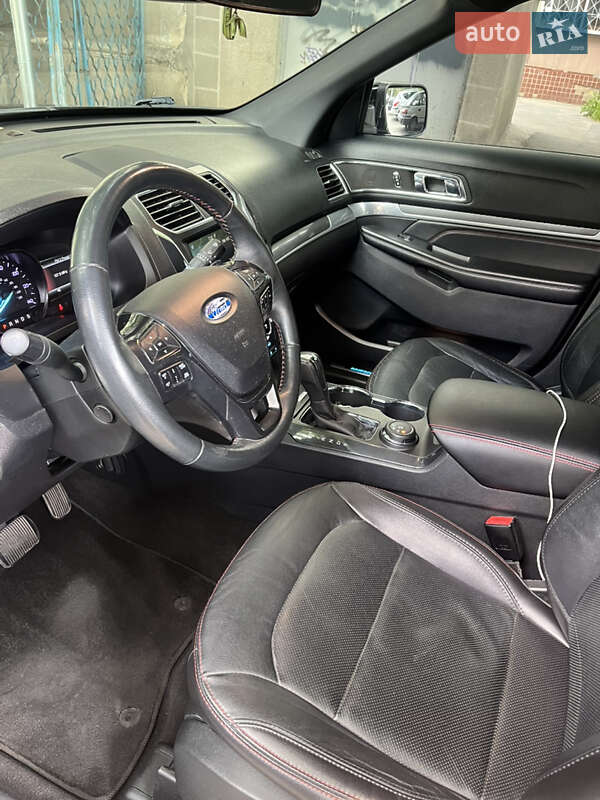 Внедорожник / Кроссовер Ford Explorer 2018 в Одессе