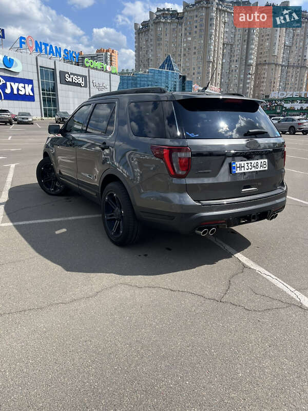 Позашляховик / Кросовер Ford Explorer 2018 в Одесі